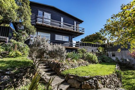 Photo of property in 65 Cannon Hill Crescent, Mount Pleasant, Christchurch, 8081