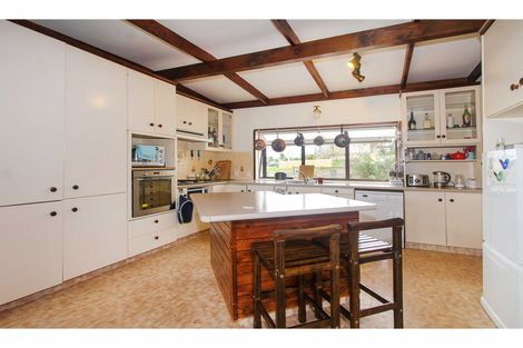 Photo of property in 1/52 Pupuke Road, Hillcrest, Auckland, 0627