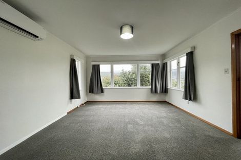 Photo of property in 69 Taylor Terrace, Tawa, Wellington, 5028