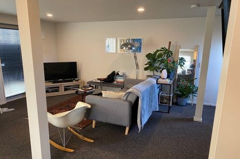 Photo of property in 327 Barbadoes Street, Christchurch Central, Christchurch, 8011