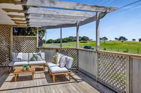 Photo of property in 16 Puni Street, Fitzroy, New Plymouth, 4312