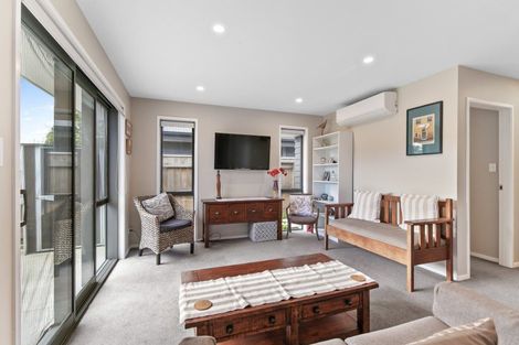 Photo of property in 30 Duke Street, Levin, 5510
