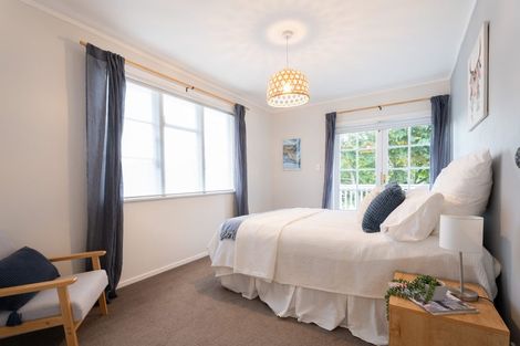 Photo of property in 28 Dimock Street, Titahi Bay, Porirua, 5022