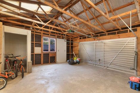 Photo of property in 4 Douglas Street, West End, Palmerston North, 4412