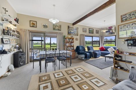 Photo of property in 1038 Mountain Road, Waiongana, Inglewood, 4389