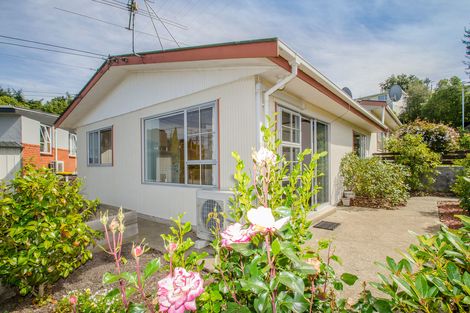 Photo of property in 34a Centennial Avenue, Helensburgh, Dunedin, 9010