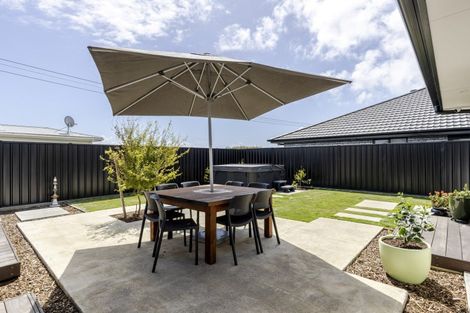 Photo of property in 247 Huatoki Street, Upper Vogeltown, New Plymouth, 4310