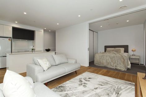Photo of property in Frank Sargeson Apts, 501/74 Anzac Street, Takapuna, Auckland, 0622