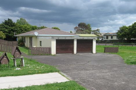 Photo of property in 2/12 Gifford Road, Papatoetoe, Auckland, 2025