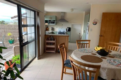 Photo of property in 1/5 Spring Grove, Henderson, Auckland, 0612