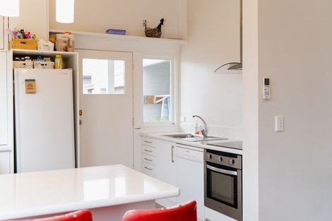 Photo of property in 63a Royal Crescent, Saint Kilda, Dunedin, 9012