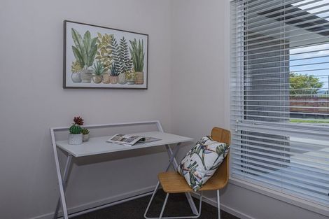 Photo of property in 2 Maru Lane, Te Kamo, Whangarei, 0112