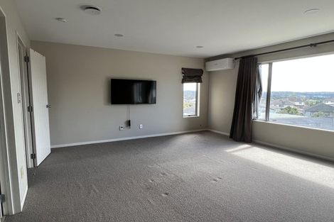 Photo of property in 36 Bur Oak Terrace, Schnapper Rock, Auckland, 0632