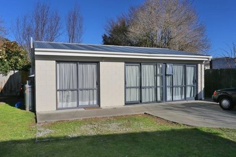 Photo of property in 100 Suva Street, Upper Riccarton, Christchurch, 8041