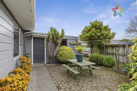 Photo of property in 277a Stokes Valley Road, Stokes Valley, Lower Hutt, 5019