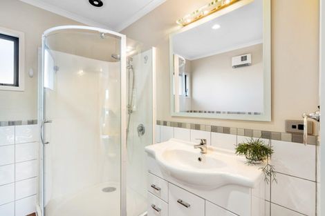 Photo of property in 132b Wharerangi Road, Greenmeadows, Napier, 4112