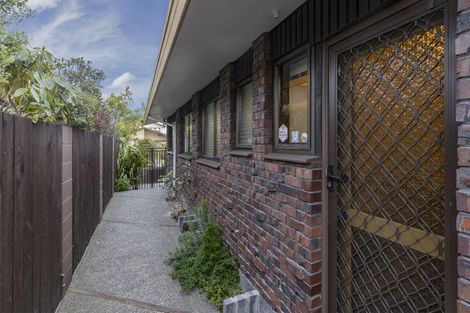 Photo of property in 18 Hawkswood Place, Avonhead, Christchurch, 8042