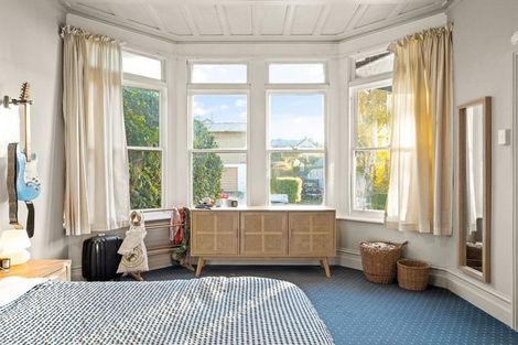 Photo of property in 52 Argyle Street, Mornington, Dunedin, 9011