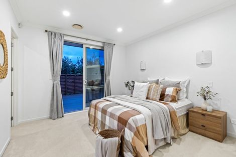 Photo of property in 11 Ian Gordon Lane, Orewa, 0931