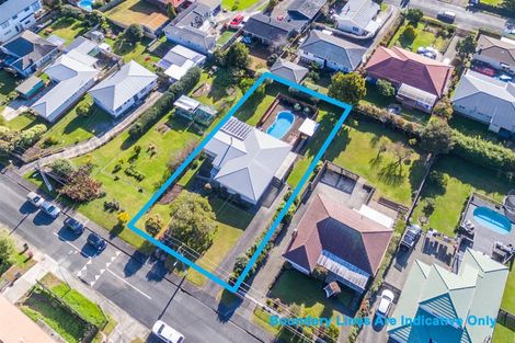 Photo of property in 74 Sylvan Crescent, Te Atatu South, Auckland, 0610