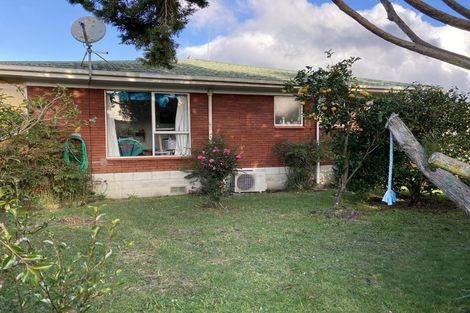 Photo of property in 2/36 Blacklock Avenue, Henderson, Auckland, 0612