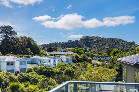 Photo of property in 27 Flotilla Place, Whitby, Porirua, 5024