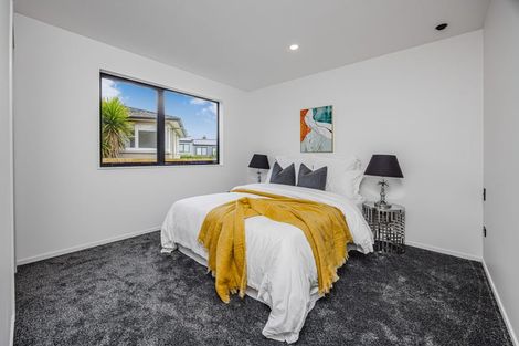 Photo of property in 6a Broadview Place, Howick, Auckland, 2014