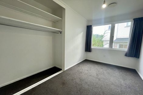 Photo of property in 24 Saint Michaels Crescent, Kelburn, Wellington, 6012