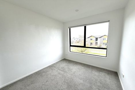 Photo of property in 75 Papatupu Way, Kumeu, 0810