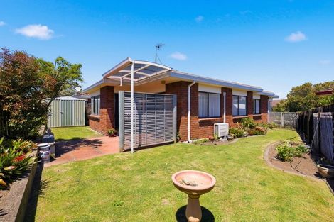 Photo of property in 2 Marwood Place, Mount Maunganui, 3116