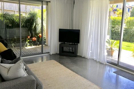 Photo of property in 292 Oceanbeach Road, Mount Maunganui, 3116