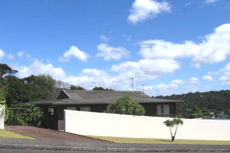 Photo of property in 14 Simon Ellice Drive, Bayview, Auckland, 0629