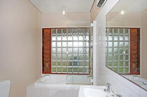 Photo of property in 392 Hillview Road, Bombay, 2675