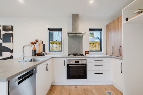 Photo of property in 1/12 Mcewan Place, Fitzroy, Hamilton, 3206