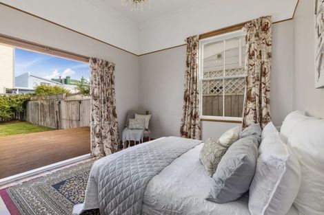 Photo of property in 24 Elizabeth Street, Petone, Lower Hutt, 5012