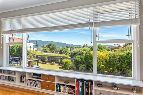 Photo of property in 16 Webber Street, Paraparaumu Beach, Paraparaumu, 5032