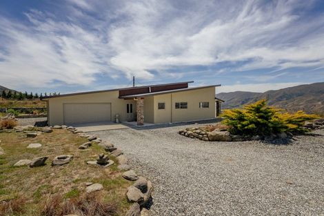 Photo of property in 51 Westreca Ridge Lane, Queensberry, Cromwell, 9383