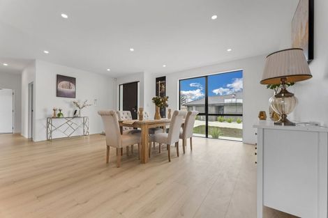 Photo of property in 121 Hitchen Road, Pokeno, 2402