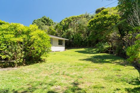Photo of property in 28a Whanake Street, Titahi Bay, Porirua, 5022
