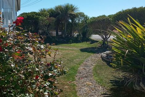 Photo of property in 5 Bluecliffs Beach Road, Papatotara, Tuatapere, 9691