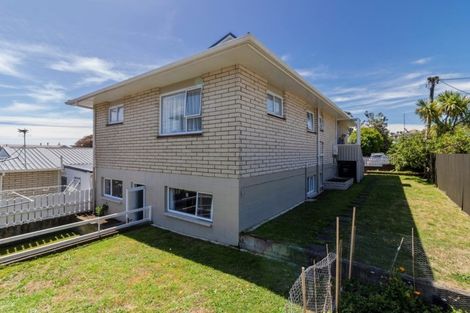Photo of property in 21 Bulteel Street, New Plymouth, 4310