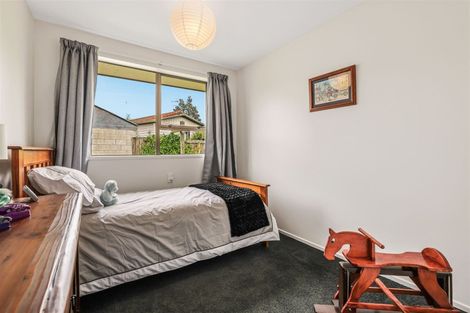 Photo of property in 6 Applewood Place, Casebrook, Christchurch, 8051