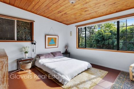 Photo of property in 205 Victory Road, Laingholm, Auckland, 0604