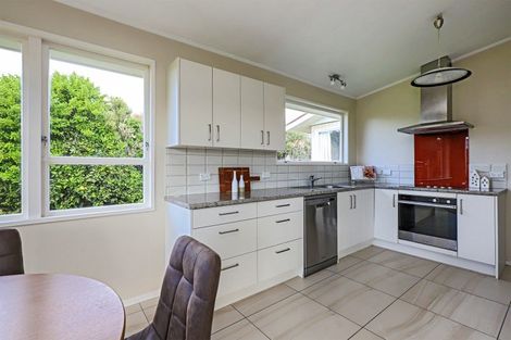 Photo of property in 6 Roskilda Crescent, Taradale, Napier, 4112