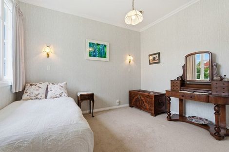 Photo of property in 3 Selwyn Crescent, College Estate, Whanganui, 4500