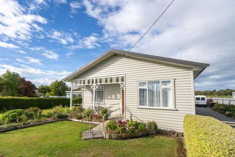 Photo of property in 9 Toronto Street, East Gore, Gore, 9710