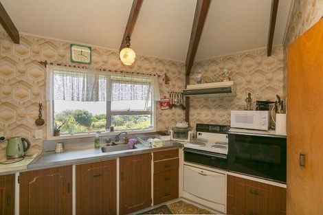 Photo of property in 1/4 Scott Street, Moturoa, New Plymouth, 4310