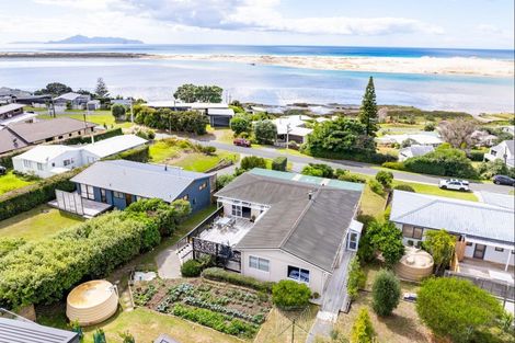 Photo of property in 34 Cheviot Street, Mangawhai Heads, Mangawhai, 0505