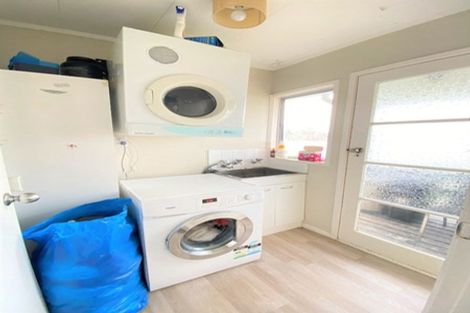 Photo of property in 87 Flat Bush Road, Clover Park, Auckland, 2023