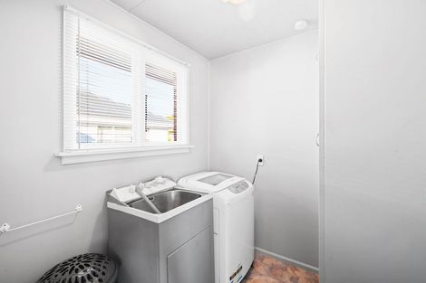 Photo of property in 1/310 Main North Road, Redwood, Christchurch, 8051